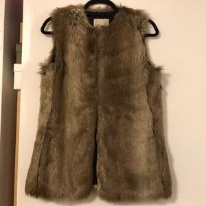Zara faux fur vest - Size S